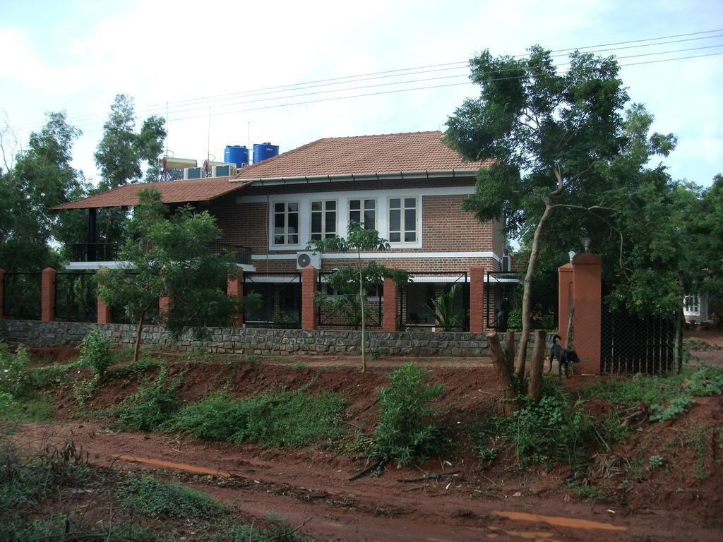 Inn Pondiville Forest Retreat Puducherry Zewnętrze zdjęcie