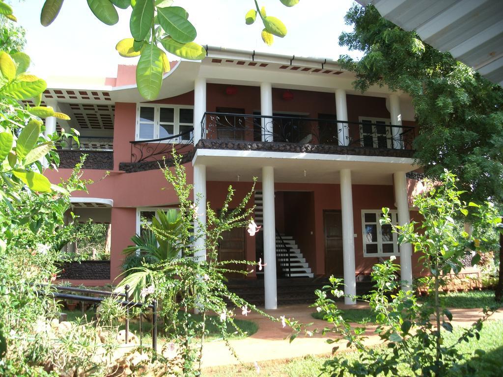 Inn Pondiville Forest Retreat Puducherry Zewnętrze zdjęcie
